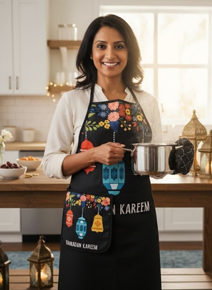 بريميم طقم مريلة مطبخ رمضان كريم بتصميم فانوس مزهر يشمل مريلة وقفاز فرن وحامل أواني - Image 2